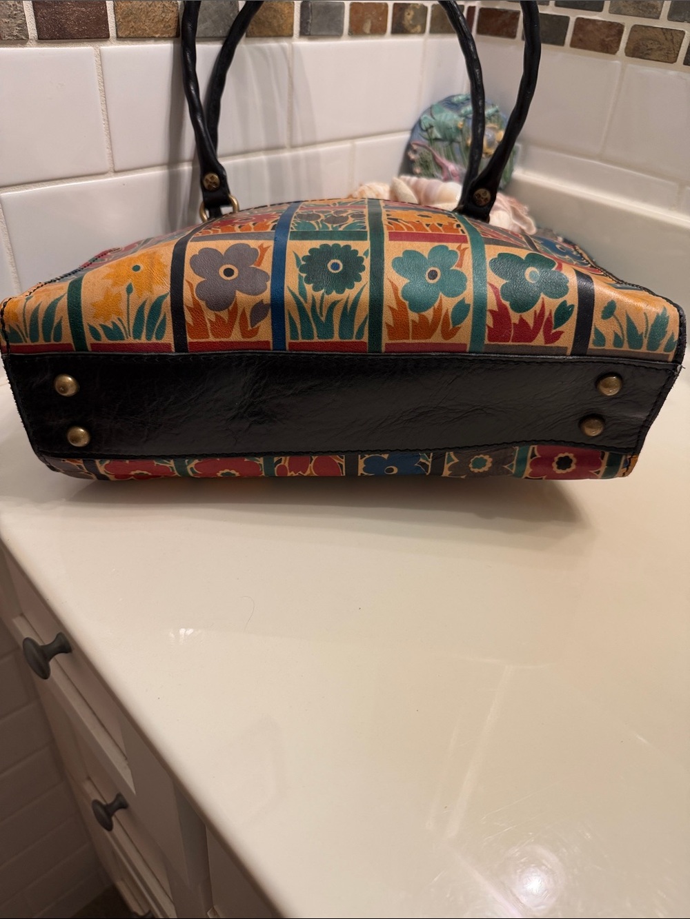 Patricia Nash Multicolor Floral Patchwork Shoulder Bag with Black Trim - Picture 6 of 10
